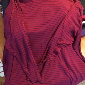 Old navy women’s tunic round neck shirt